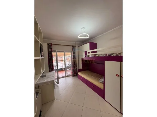 Tirane, jepet me qera apartament 2+1 Kati 7, 112 m² 700 € (Oslo,Unaza e Re,Astir)