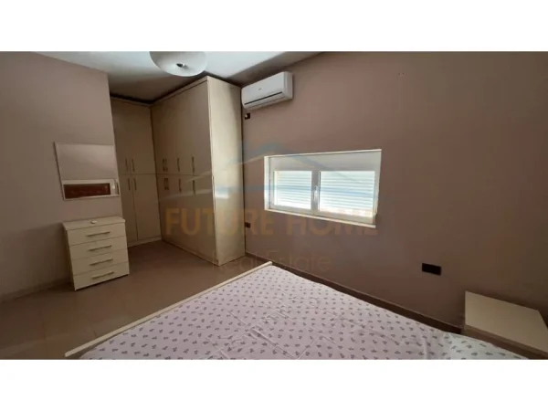 Tirane, jepet me qera apartament 1+1 Kati 2, 63 m² 450 € (Fresk)