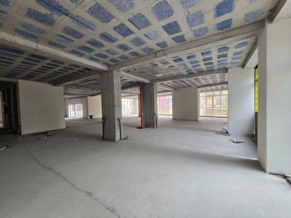 Tirane, shitet ambjent biznesi Kati 1, 497 m² 1.150.000 € 