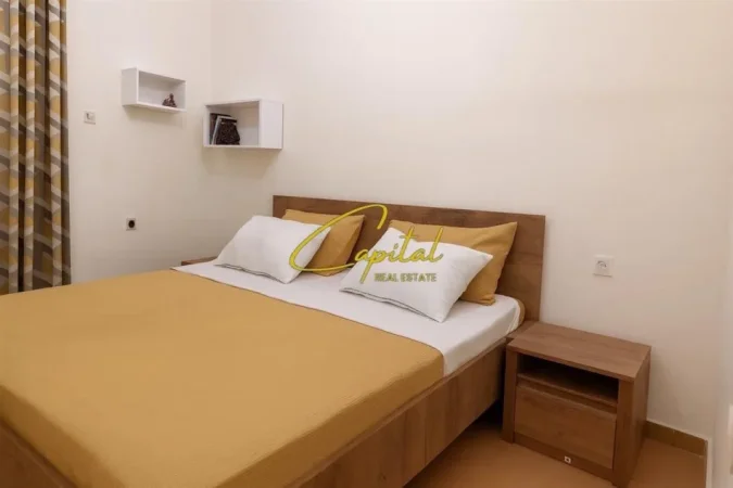 Tirane, jepet me qera apartament 2+1 Kati 2, 75 m² 600 € (QENDER)