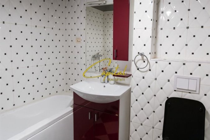 Tirane, jepet me qera apartament 2+1 Kati 2, 75 m² 600 € (QENDER)