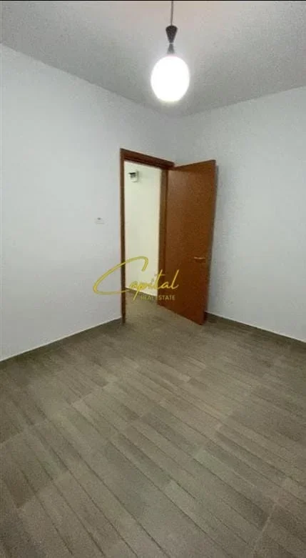 Tirane, shitet apartament 1+1 Kati 2, 71 m² 108.000 € (LAPRAKE)