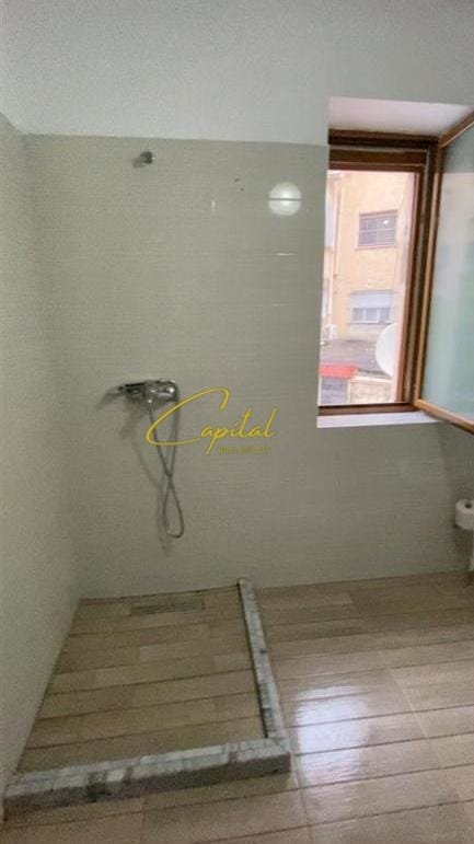 Tirane, shitet apartament 1+1 Kati 2, 71 m² 108.000 € (LAPRAKE)