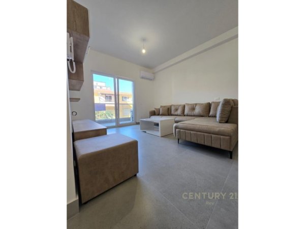 Durres, shitet apartament 1+1 Kati 1, 131.320 €