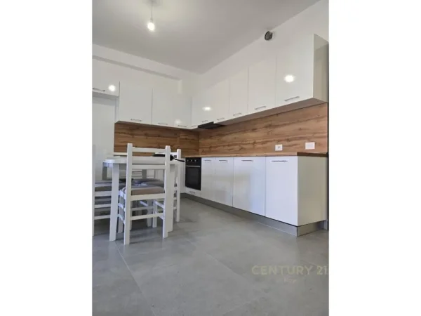 Durres, shitet apartament 1+1 Kati 1, 131.320 €