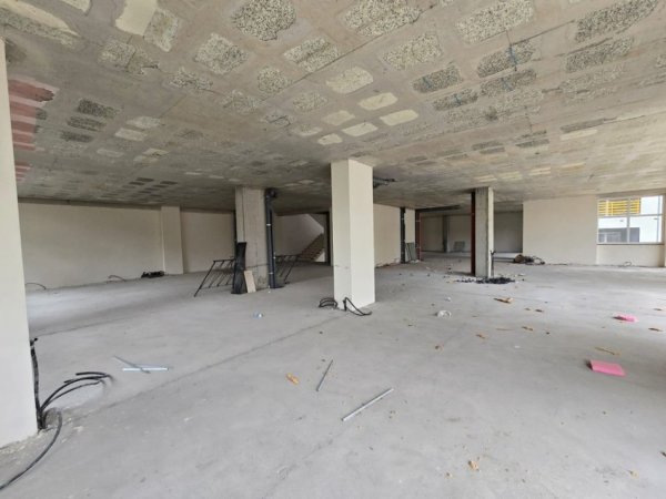 Tirane, shitet ambjent biznesi Kati 2, 497 m² 1.100.000 € (Kompleksi E-88)
