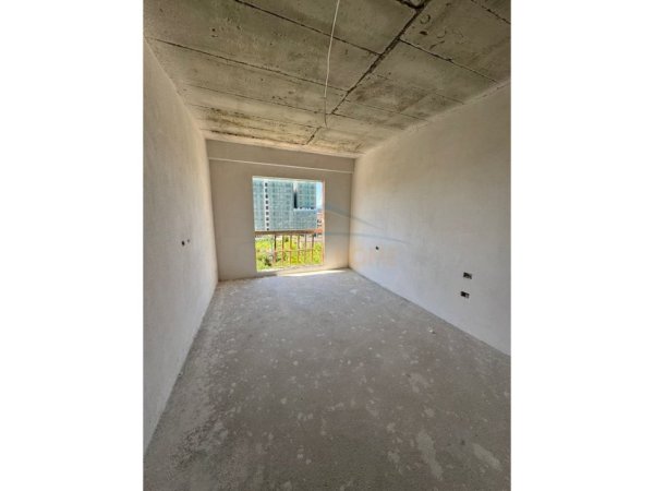 Tirane, shitet apartament 2+1+2,  Kati 3, 106 m² 170.000 € (Rruga e Kokonozeve)