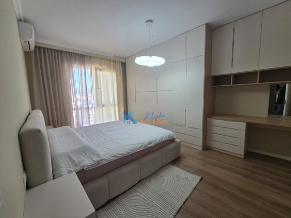 Tirane, jap me qera apartament 2+1+Ballkon Kati 5, 105 m² 650 € (Astir, te Vila L)