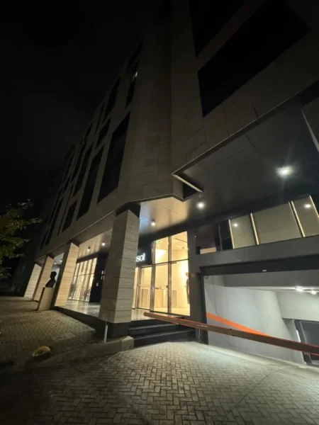 Tirane, shitet garazh | post parkimi Kati -2, 37 m² 60.000 € (RRUGA ASIM ZENELI STADIUMI AIR ALBANIA)