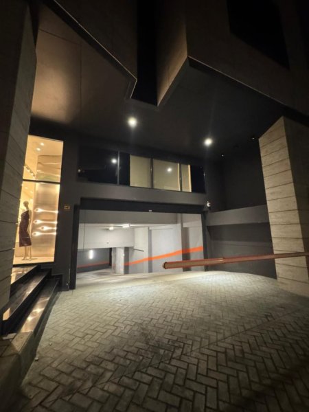 Tirane, shitet garazh | post parkimi Kati -2, 37 m² 65.000 € (RRUGA ASIM ZENELI STADIUMI AIR ALBANIA)