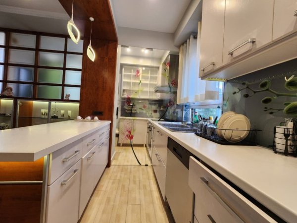 Apartament Me qira 3+1+2wc (140m2)📍 Bllok/ Piceri Era (1800 euro) Vendodhje perfekte