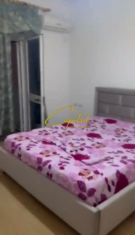 Tirane, jepet me qera apartament 2+1 Kati 3, 65 m² 600 € (ZOGU I ZI)