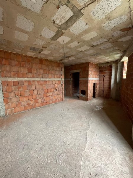 Tirane, shitet apartament 1+1 Ali Demi, 65 m² 90.000 €