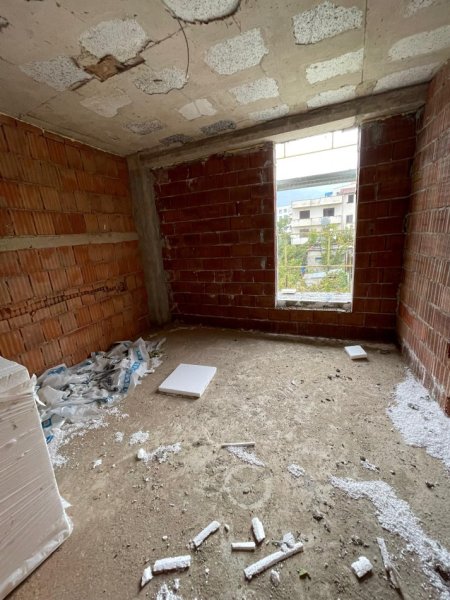 Tirane, shitet apartament 1+1 Ali Demi, 65 m² 90.000 €