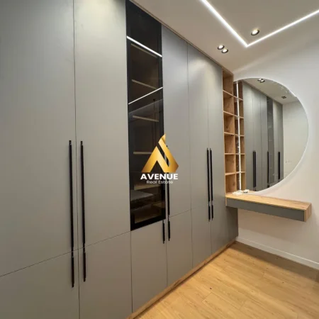 Tirane, jepet me qera apartament 1+1 Kati 1, 60 m² 800 € (kodra e diellit)