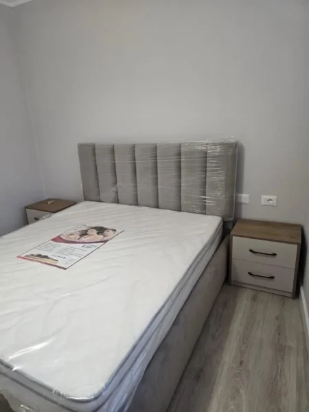 Tirane, jepet me qera apartament 2+1 Kati 4, 1 m² 450 € 