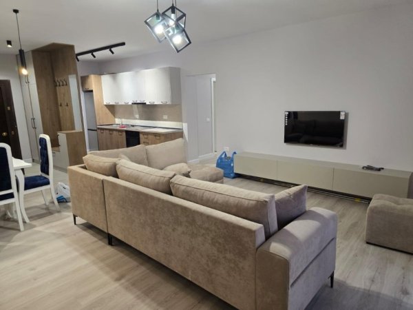 Tirane, jepet me qera apartament 2+1 Kati 4, 1 m² 450 € 