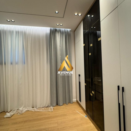 Green and White Minimalist House for Sale Facebook Post - 2025-10-22T141206.395.png