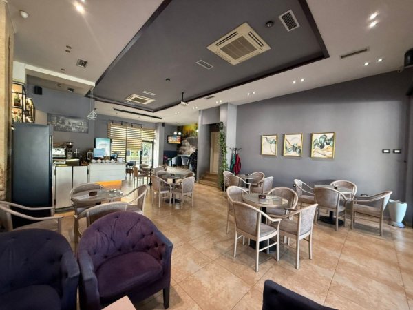 Tirane, shitet bar-kafe Kati 0, 106 m² 310.000 € (RRuga Dibres (prane Komisariatit 4))