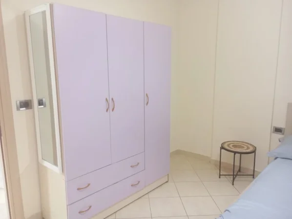 Tirane, shes Shitet dolllap