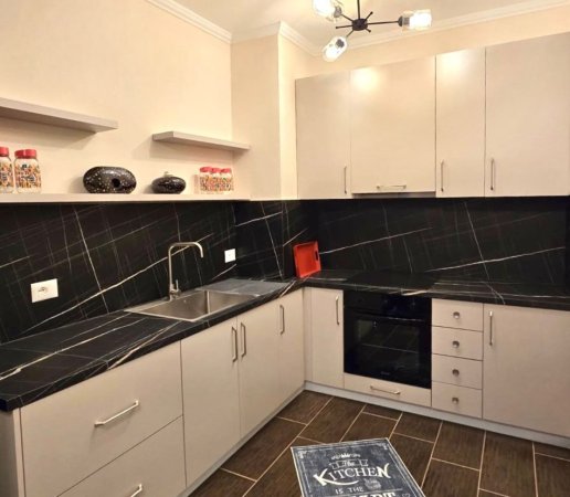 Me Qera: 2+1+2wc📍Kombinat (Prane KMY) - 450€ - S.130m² - 100% e Re✨