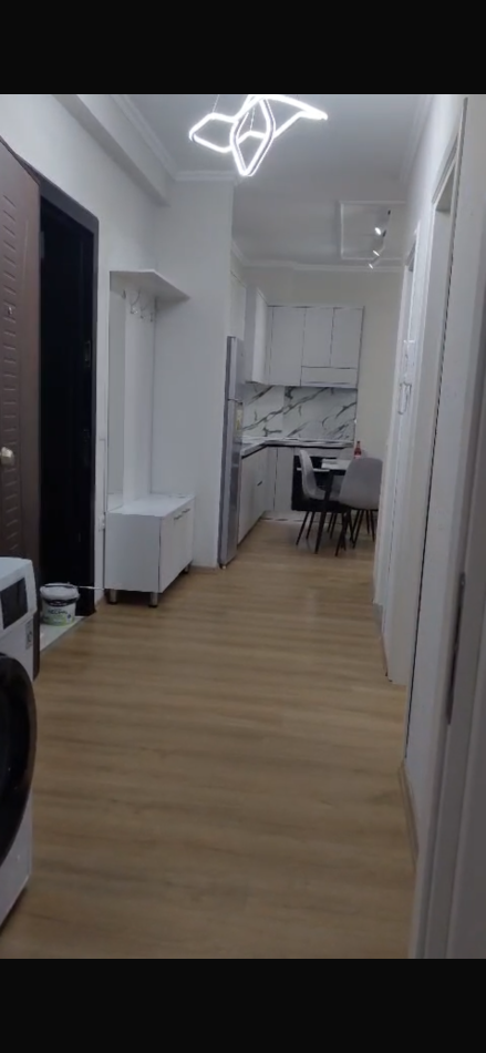 Tirane, shitet apartament 2+1+Ballkon Kati 4, 74 m² 130.000 € (Rruga Benjamin Kruta)