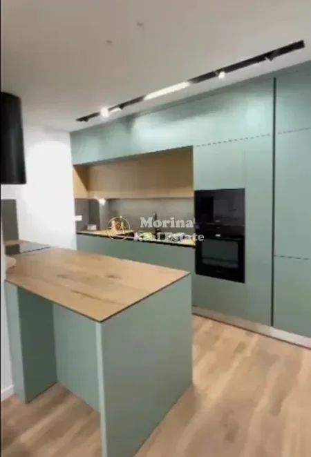 Tirane, shitet apartament 2+1 Kati 3, 125 m² 262.650 € (Fusha e Aviacionit)