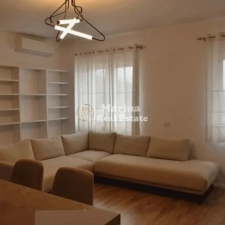 Tirane, shitet apartament 3+1 Kati 4, 131 m² 141.000 € (Rruga Dajti)