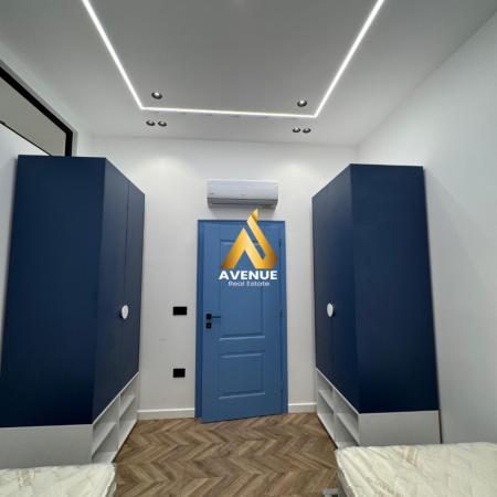 Green and White Minimalist House for Sale Facebook Post - 2025-10-22T143656.207.png