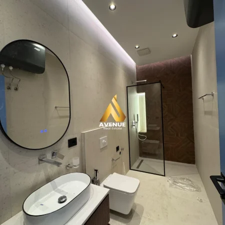 Tirane, jepet me qera apartament 2+1 Kati 1, 80 m² 900 € (kodra e diellit)