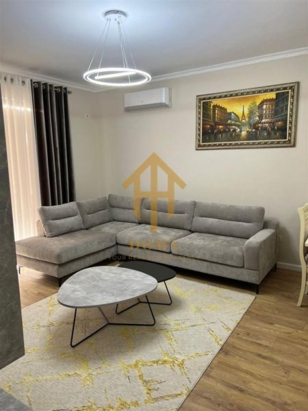 Tirane, jepet me qera apartament 2+1 Kati 2, 100 m² 800 € (Fakulteti Ekonomik, Rruga Gramoz Pashko)