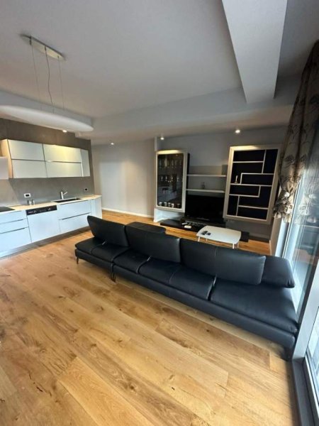 Tirane, jepet me qera apartament 1+1+BLK Kati 5, 80 m² 1.000 Euro (Brigata e VIII)