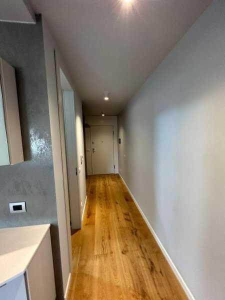 Tirane, jepet me qera apartament 1+1+BLK Kati 5, 80 m² 1.000 Euro (Brigata e VIII)