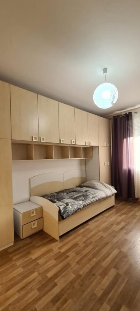 Tirane, jepet me qera apartament 2+1+BLK Kati 2, 120 m² 450 Euro (Liqeni)