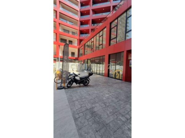 Tirane, jepet me qera ambjent biznesi Kati 0, 2.000 Euro (rruga e dibres)