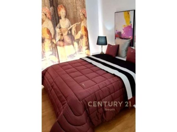 Tirane, jepet me qera apartament 1+1+BLK Kati 3, 65 m² 600 Euro (21 Dhjetori)