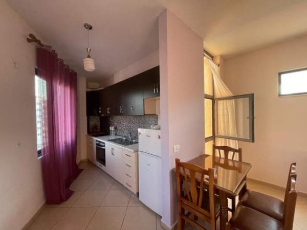 Tirane, jepet me qera 2+1+BLK Kati 7, 110 m² 350 EURO ASTIR TE SOHO BAR