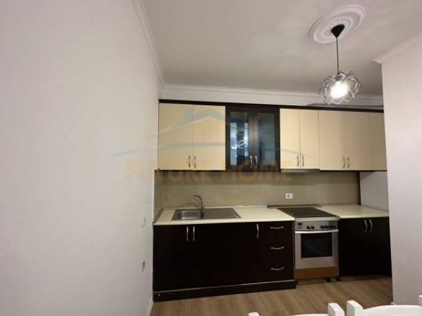 Tirane, shitet apartament 2+1+BLK Kati 1, 106 m² 99.000 Euro (Yzberisht)