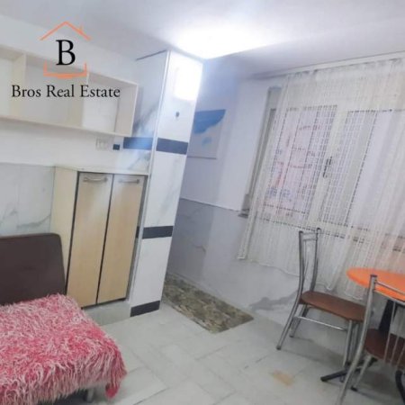 Tirane, jepet me qera garsonier Kati 1, 37 m² 280 Euro