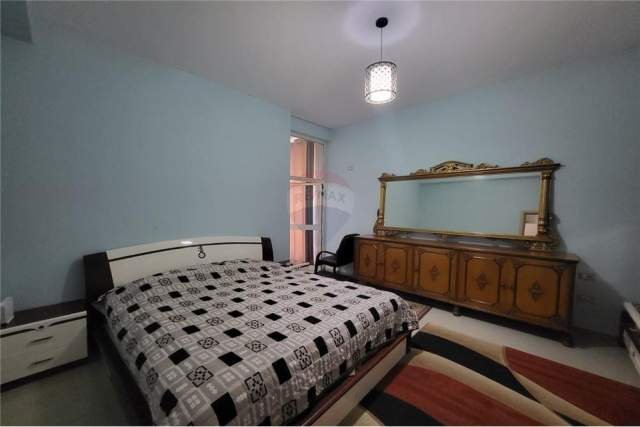 Tirane, shitet apartament 1+1 Kati 2, 65 m² 130.000 Euro (Qemal Stafa)