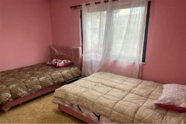 Tirane, jepet me qera apartament 2+1 Kati 2, 60 m² 400 Euro (Rruga e Dibres)