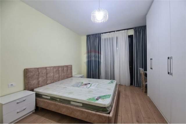 Tirane, jepet me qera apartament 2+1+A+BLK Kati 5, 119 m² 650 Euro (Rr. Kavajes)