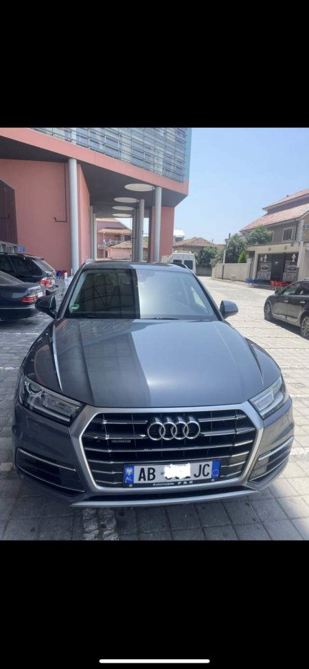 Tirane, shitet xhip Audi Q5 Viti 2018, 29.000 Euro