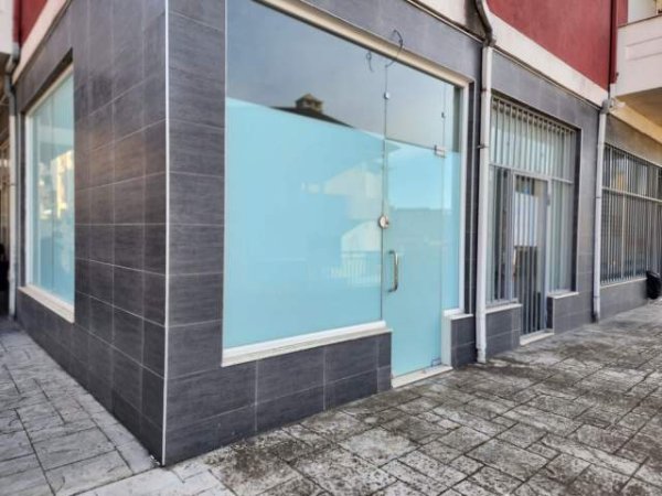 Tirane, shitet ambjent biznesi Kati 0, 18 m² 42.000 Euro (Selite)