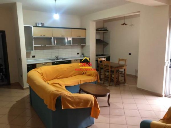 Vlore, shitet apartament 2+1+BLK Kati 8, 114 m² 1.200 Euro/m2 (Rruga Murat Terbaci)