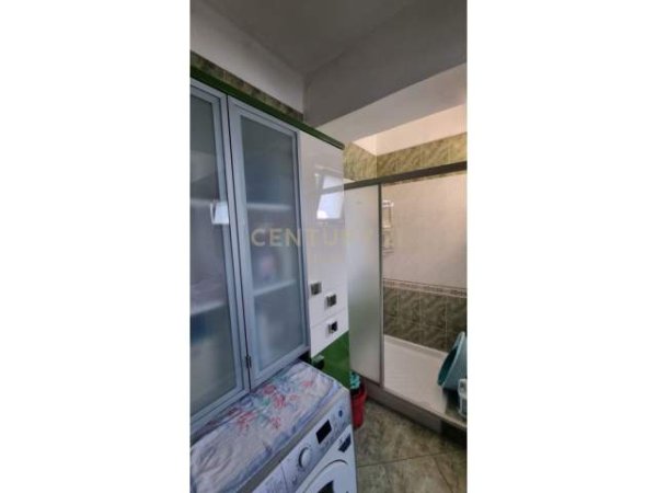Tirane, jepet me qera apartament 2+1+BLK Kati 4, 120 m² 600 Euro (Ish Blloku)