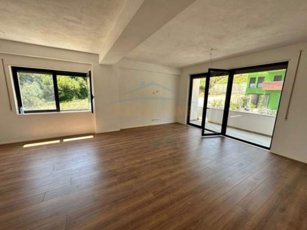 Tirane, shitet apartament 2+1 Kati 1, 117 m² 165.000 Euro (Kodra e Diellit)