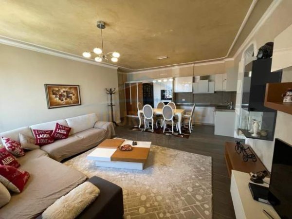 Tirane, shes apartament 2+1+BLK Kati 6, 110 m² 210.000 Euro (Kopshti Zoologjik)