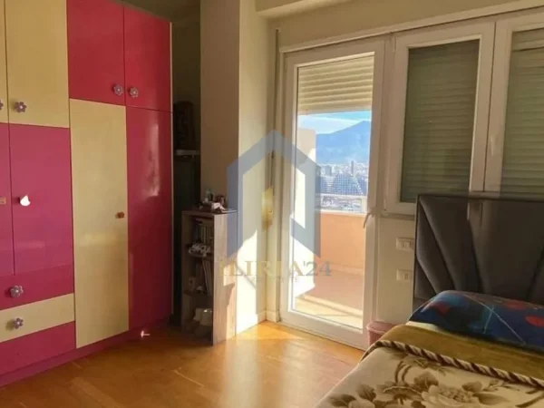 Tirane, shitet apartament 3+1+Ballkon Kati 5, 185 m² 420.000 € (Kopshti Botanik)
