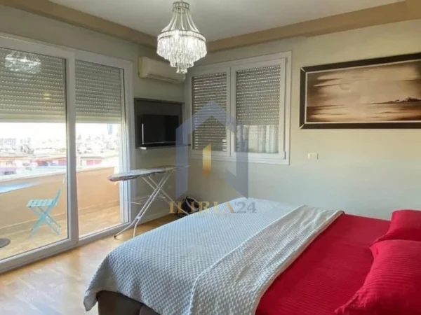 Tirane, shitet apartament 3+1+Ballkon Kati 5, 185 m² 420.000 € (Kopshti Botanik)
